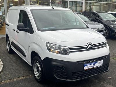 Weiß Gebraucht 2024 Citroën Berlingo Van / Kleinbus | 16.450 € (Guter Preis)
