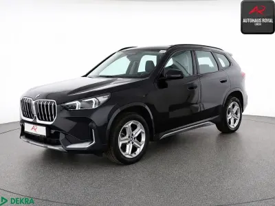 Gebraucht BMW X1 xLine 150 PS (110 kW) 2023 Saphirscharz SUV