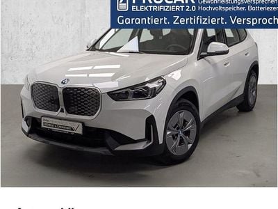 Gebraucht BMW iX1 Shadowline 150 kW (204 PS) 2025 Weiß SUV