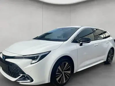 Occasion Toyota Corolla 180 ch (132 kW) 2025 Blanc Break