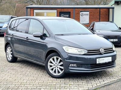Gebraucht VW Touran 116 PS (85 kW) 2019 Grau Van / Kleinbus