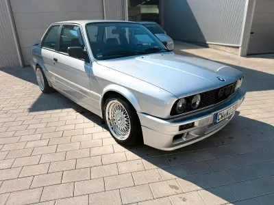 Gebraucht BMW 316 100 PS (73 kW) 1990 Silber Coupé