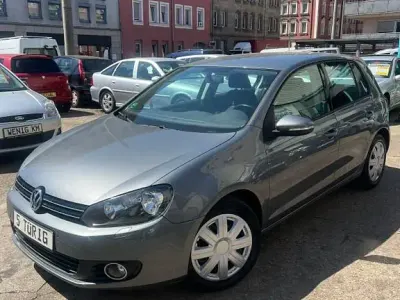Gebraucht VW Golf VI 102 PS (75 kW) 2009 Grau Limousine