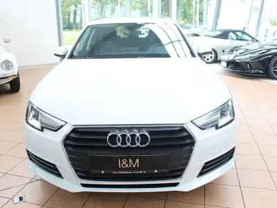 Gebraucht Audi A4 Basis 150 PS (110 kW) 2017 Weiß Kombi
