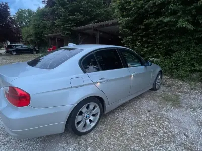 Gebraucht BMW 320 169 PS (124 kW) 2006 Limousine