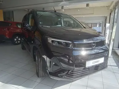 Neu Opel Combo Edition 131 PS (96 kW) 2026 Karbon schwarz Van / Kleinbus