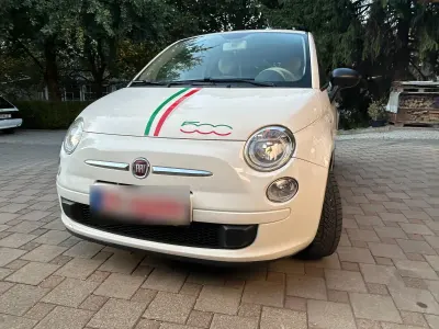 Gebraucht Fiat 500 Red 51 PS (37 kW) 2010 Weiß Kleinwagen