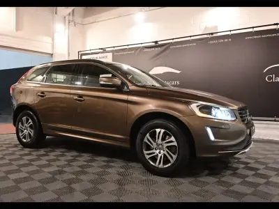 Gebraucht Volvo XC60 Momentum 245 PS (180 kW) 2014 Braun SUV