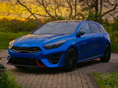 Gebraucht Kia Ceed GT GT 204 PS (150 kW) 2023 Blau Limousine