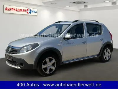 Gebraucht Dacia Sandero Stepway 84 PS (61 kW) 2011 Grau Limousine
