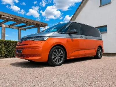 Gebraucht VW Multivan Energetic 218 PS (160 kW) 2021 Orange Van / Kleinbus