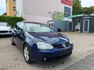 Gebraucht VW Golf V 80 PS (58 kW) 2007 Blau Limousine