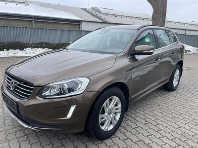 Gebraucht Volvo XC60 Momentum 150 PS (110 kW) 2017 SUV