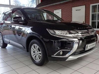 Gebraucht Mitsubishi Outlander Plus 150 PS (110 kW) 2015 Pantherschwarz (p) SUV