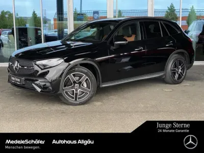 Gebraucht Mercedes GLC300 AMG 269 PS (197 kW) 2023 Unilack schwarz SUV