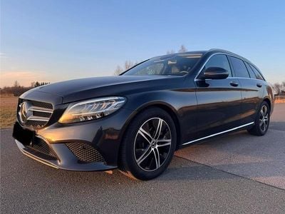 Gebraucht Mercedes C220 Avantgarde 194 PS (142 kW) 2020 Grau Kombi