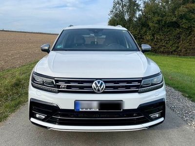 gebraucht VW Tiguan Allspace 2.0TSI 4Motion R-Line/SHZ/HUD