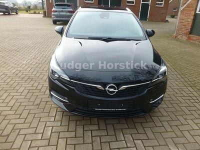 Schwarz Gebraucht 2021 Opel Astra Design & Tech Kombi | 14.900 € (Fairer Preis)