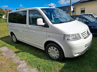Usata VW Caravelle 131 CV (96 kW) 2008 Bianco Furgone