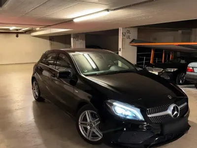 Gebraucht Mercedes A220 AMG line 184 PS (135 kW) 2017 Schwarz Kleinwagen
