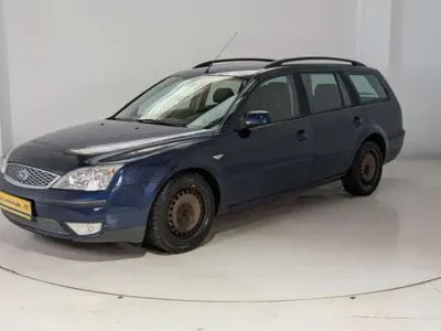 Gebraucht Ford Mondeo Ambiente 125 PS (91 kW) 2005 Blau Kombi