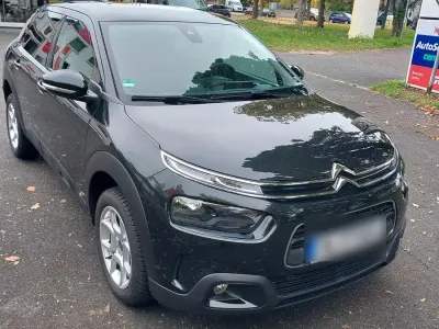 Gebraucht Citroën C4 Shine 120 PS (88 kW) 2018 Schwarz Limousine