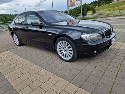 BMW 745