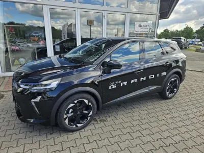 Gebraucht Mitsubishi Grandis Diamant Edition 141 PS (103 kW) 2026 Onyxschwarz SUV