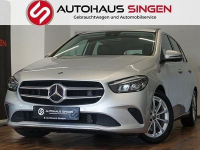 Gebraucht Mercedes B220 Progressive 190 PS (139 kW) 2019 Iridiumsilber (metallic) Van / Kleinbus