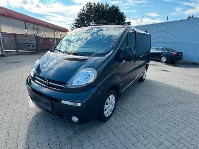 Gebraucht Opel Vivaro 100 PS (73 kW) 2003 Grau Van / Kleinbus