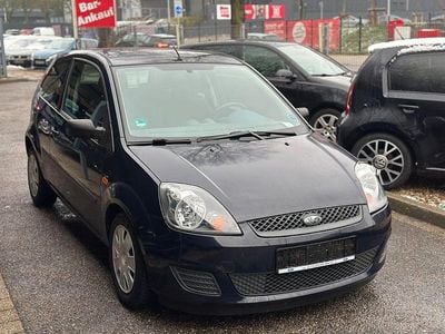 Blau Gebraucht 2007 Ford Fiesta Ambiente Limousine | 1.790 € (Fairer Preis)