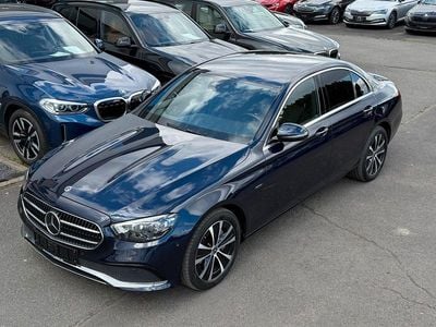 Gebraucht Mercedes E300 194 PS (142 kW) 2021 Blau Kombi