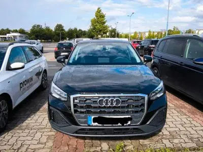 Gebraucht Audi Q2 Basis 150 PS (110 kW) 2022 Schwarz SUV