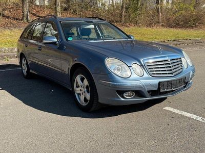 Mercedes E200