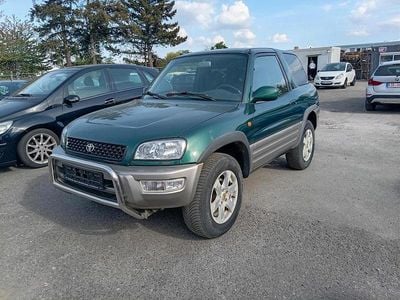 Usata Toyota RAV4 128 CV (94 kW) 1998 Verde SUV