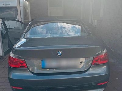 Second-hand BMW 530 258 CP (189 kW) 2006 Gri Berlinǎ