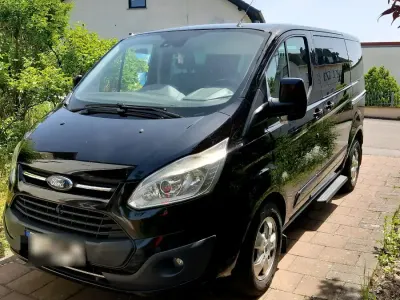 Gebraucht Ford Tourneo 170 PS (125 kW) 2016 Schwarz Van / Kleinbus