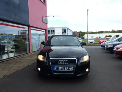 Gebraucht Audi A3 Cabriolet Attraction 102 PS (75 kW) 2009 Schwarz Cabrio