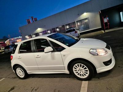 Gebraucht Suzuki SX4 2009 Weiß Limousine