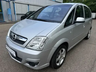 Gebraucht Opel Meriva Edition 101 PS (74 kW) 2009 Silber Van / Kleinbus