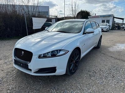 Second-hand Jaguar XF Sportbrake 240 CP (176 kW) 2014 Alb Break