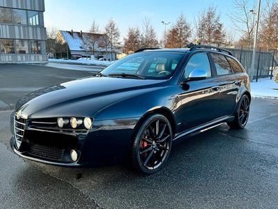 Schwarz Gebraucht 2007 Alfa Romeo 159 Kombi | 4.450 € (Teuer)