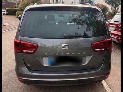 Begagnad Seat Alhambra FR-Line 150 HK (110 kW) 2017 Grå Minibuss