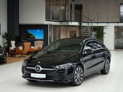 Gebraucht Mercedes CLA250e Shooting Brake 160 PS (117 kW) 2022 Schwarz Kombi