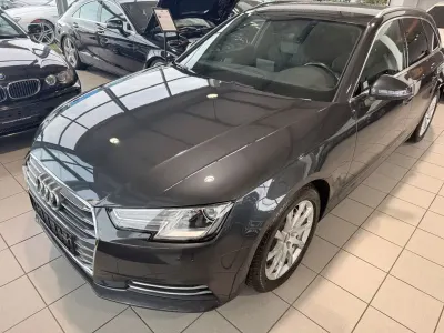 Gebraucht Audi A4 Sport 190 PS (139 kW) 2016 Grau Kombi