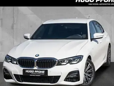 Gebraucht BMW 318 M Sport 156 PS (114 kW) 2022 Weiß Limousine