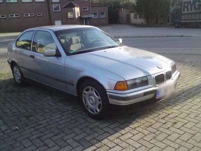 BMW 318 Compact