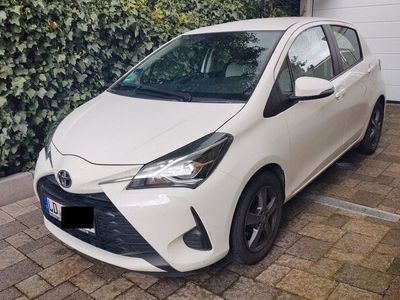 gebraucht Toyota Yaris Comfort weiß EZ 4/2019, 65.000km
