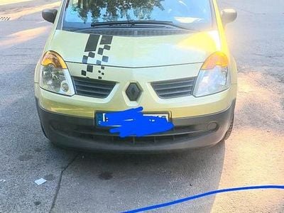 Gebraucht Renault Modus 75 PS (55 kW) 2004 Grün Van / Kleinbus