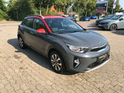 Gebraucht Kia Stonic 101 PS (74 kW) 2021 Grau SUV